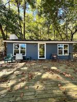 featured image of 401 Springwood Ter