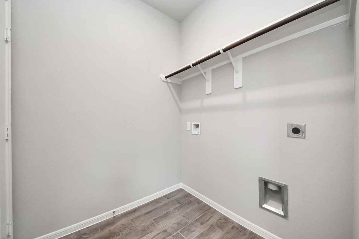 22826 Xanthos St - Photo 5 of 49