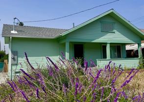 319 N Rowan Ave - Photo 1 of 1