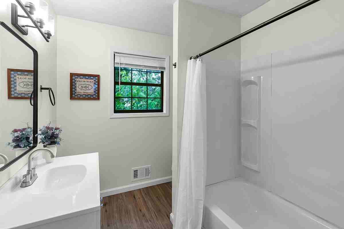 1812 Wiggins Cir Sw - Photo 2 of 23