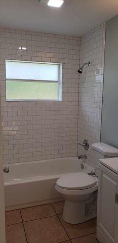 802 N Lake Dr - Photo 3 of 6