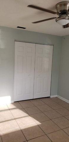 802 N Lake Dr - Photo 5 of 6