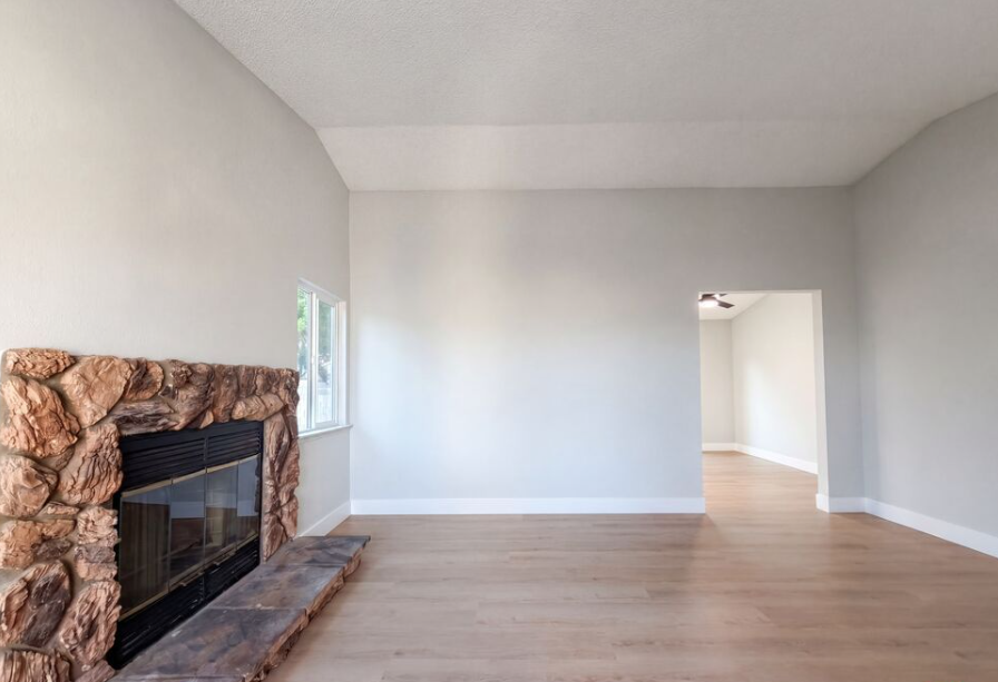 2553 E Avenue J4 - Photo 4 of 22