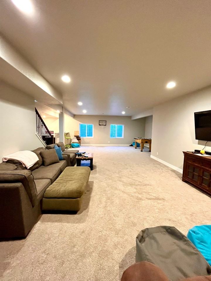 2053 Covered Bridge Pkwy - Photo 3 of 19