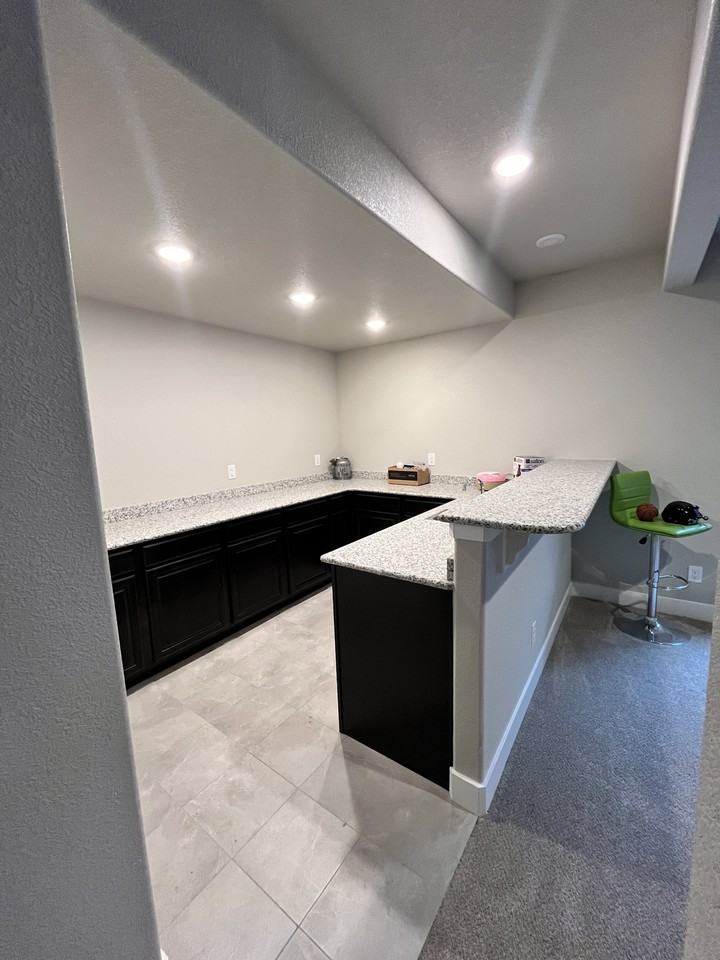 2053 Covered Bridge Pkwy - Photo 7 of 19