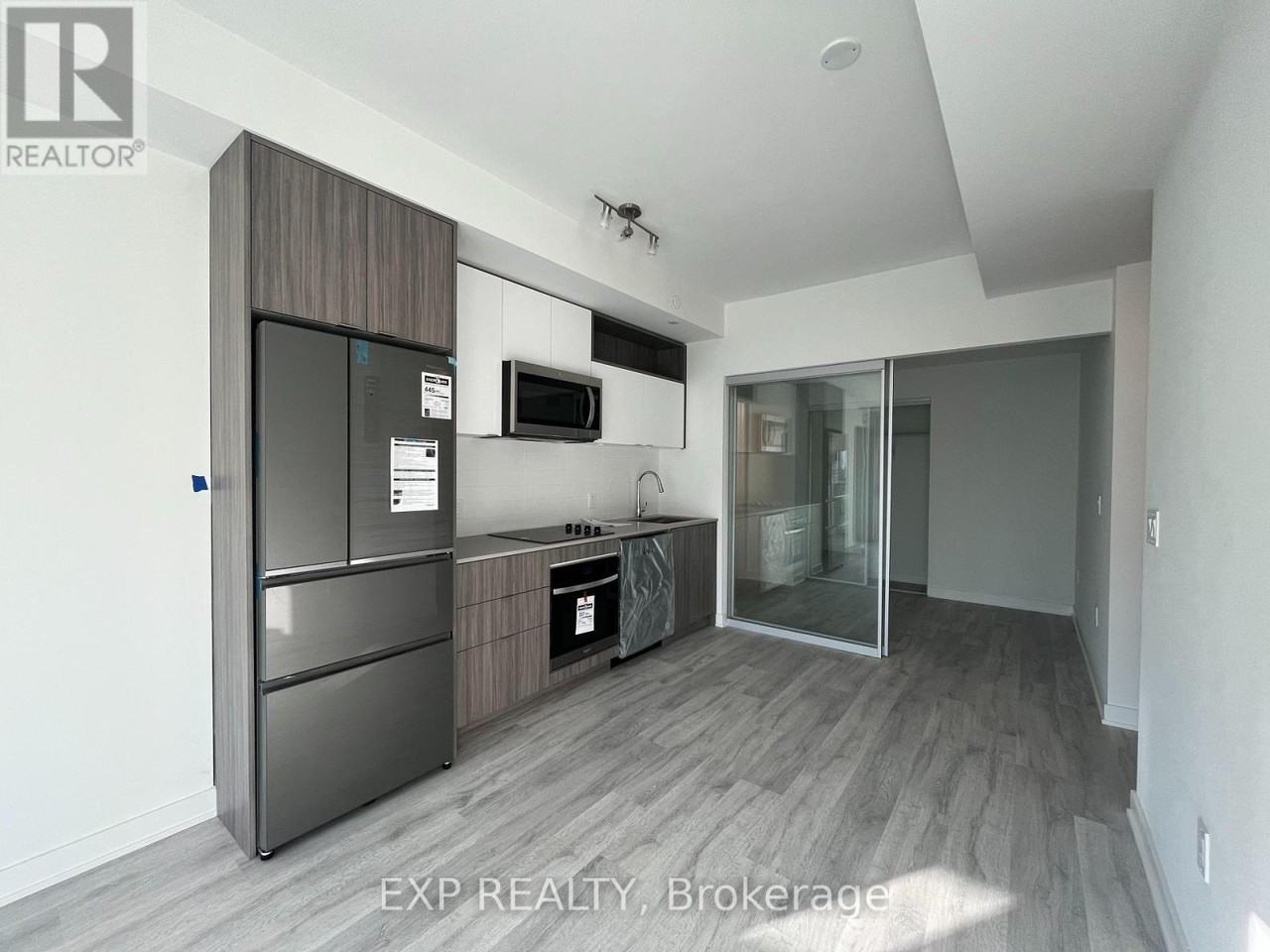 135 Lower Sherbourne Street #2032 - Photo 4 of 15