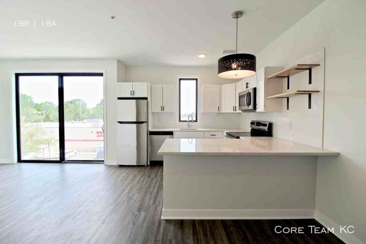 222 Waldo Flats - Photo 5 of 39