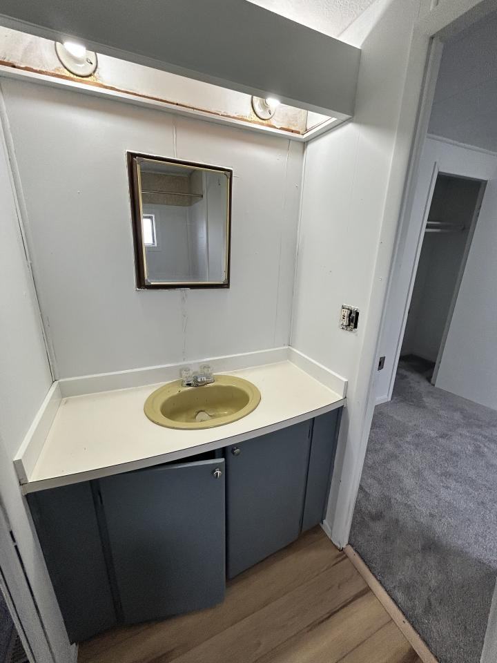 142 Jack St - Photo 5 of 10