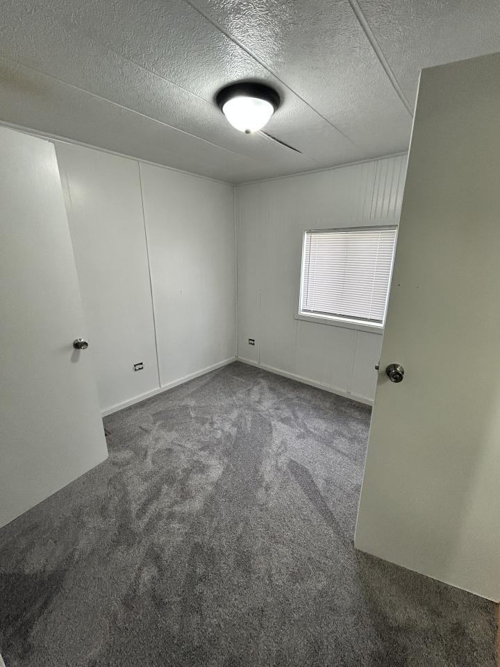 142 Jack St - Photo 7 of 10