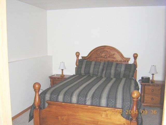 504 Josephine Dr - Photo 4 of 5