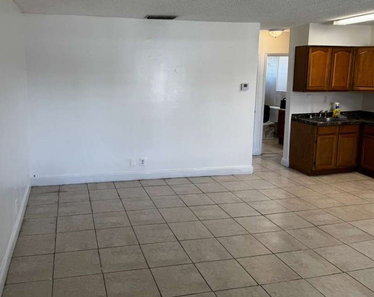 978 Pompano - Photo 7 of 30