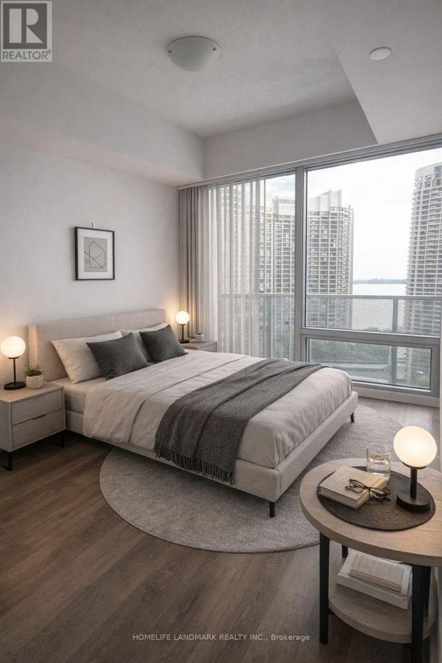 88 Harbour Street #2010 - Photo 4 of 9