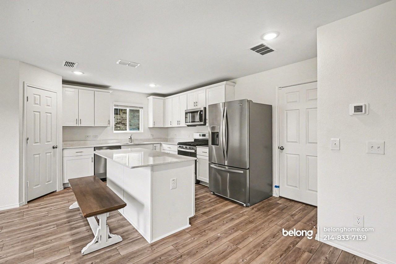 1020 Valerian Dr - Photo 6 of 16