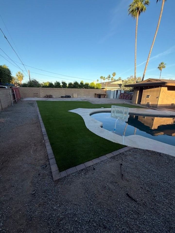 1248 E Malibu Dr - Photo 3 of 18