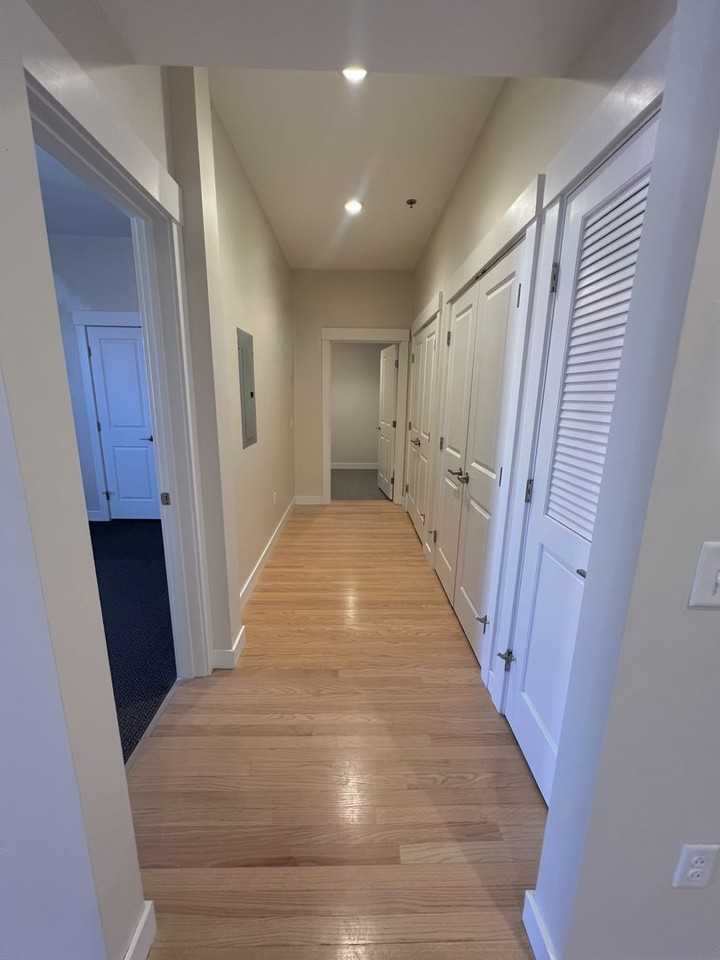 359 Main St #307 - Photo 7 of 17