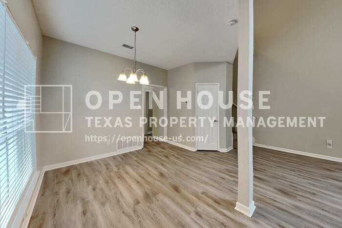 2413 Browning Dr - Photo 5 of 20