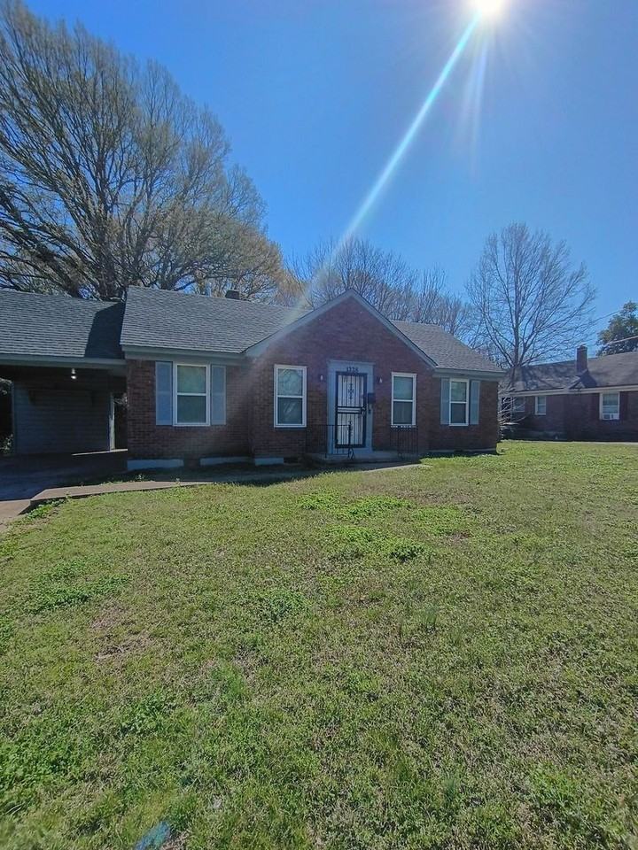1328 Semmes St