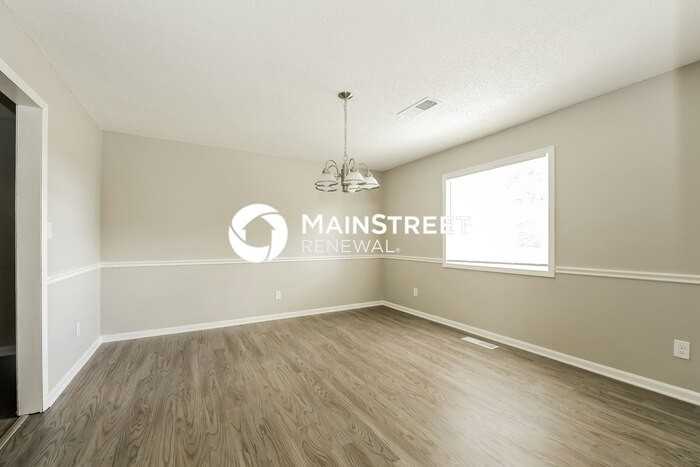 960 5th St - Photo 7 of 17