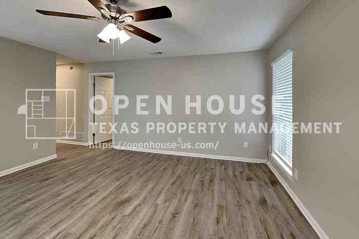 3366 Fox Hollow Ct - Photo 6 of 22