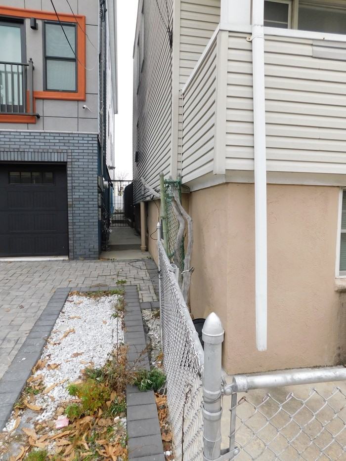 65 W 19th St #1 - Photo 5 of 15