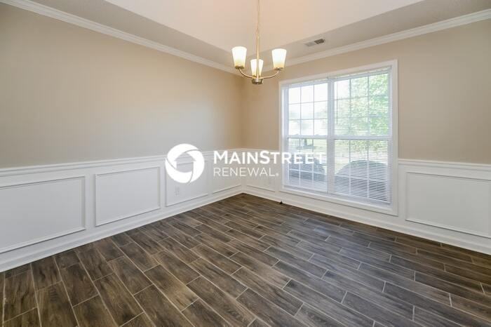 1604 Madison Dr - Photo 4 of 16