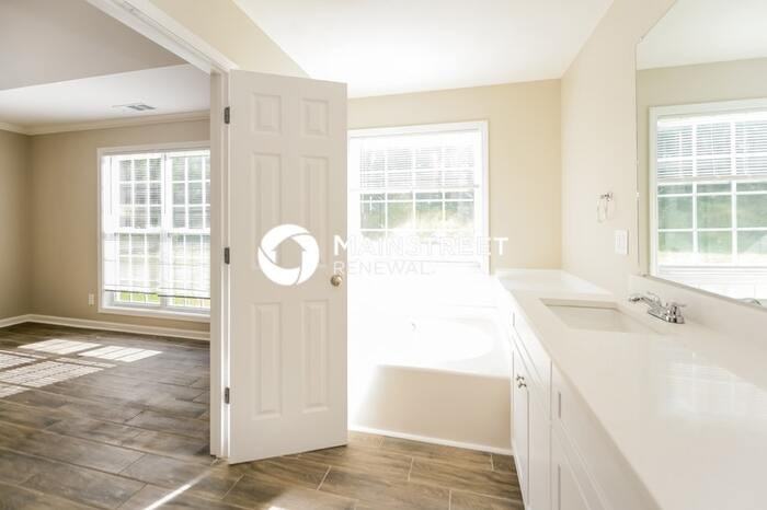 1604 Madison Dr - Photo 7 of 16