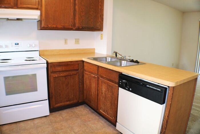 2620 Westwinds Dr #10 - Photo 6 of 20