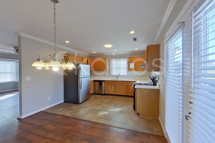 862 Shalimar Dr - Photo 7 of 27