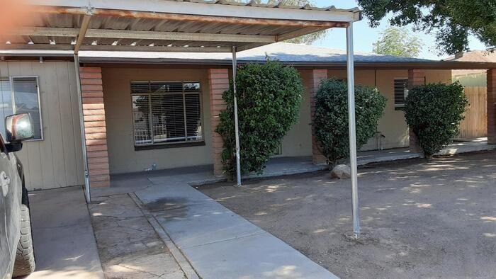 4717 N 47th Dr - Photo 2 of 18