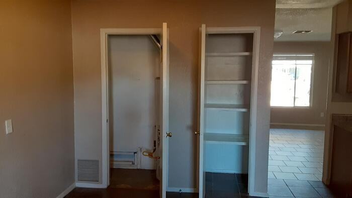 4717 N 47th Dr - Photo 5 of 18