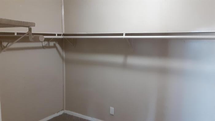 4717 N 47th Dr - Photo 7 of 18