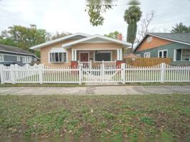 featured image of 916 E 25th Ave