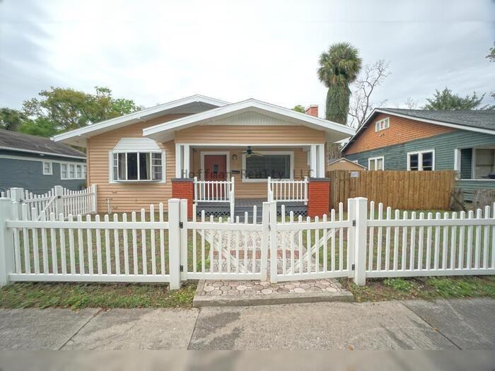 916 E 25th Ave - Photo 2 of 17