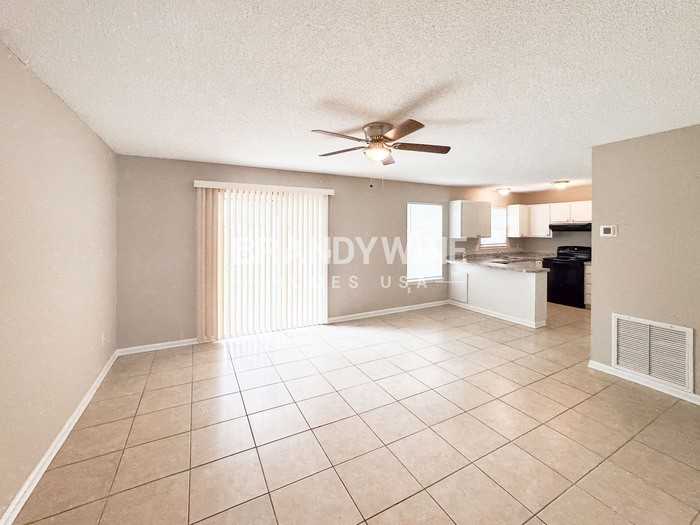 2174 Cypress Landing Dr - Photo 5 of 17