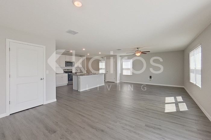 8610 Sw 44th Ct - Photo 4 of 27