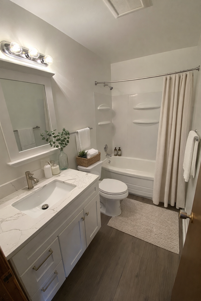 4004 W Walnut St #02 - Photo 5 of 20