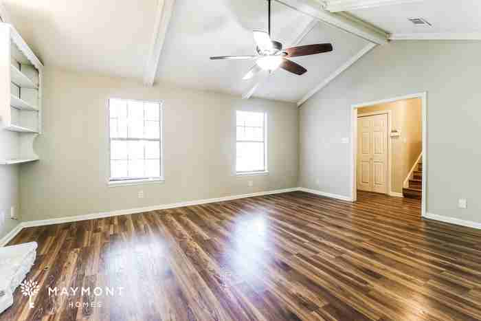 53 Stoneledge Dr - Photo 7 of 16