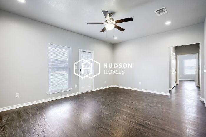 101 Pharm Hills Rd #1303 - Photo 3 of 12