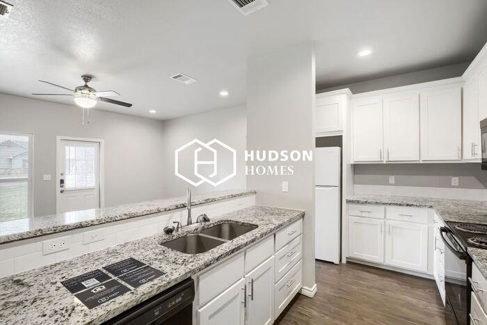 101 Pharm Hills Rd #1303 - Photo 6 of 12