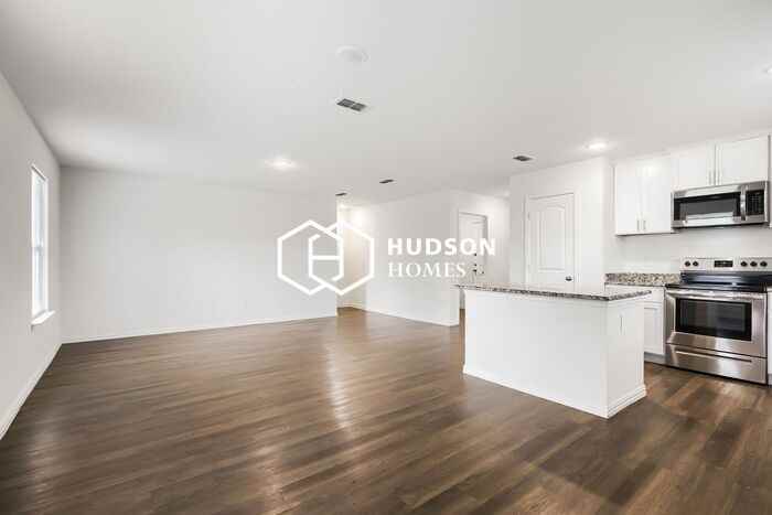 2904 Emma Ln - Photo 4 of 14