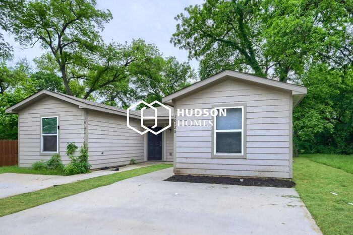 1012 Sherman St #B - Photo 3 of 14