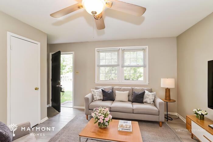 2616 Shady Lawn Dr - Photo 6 of 15