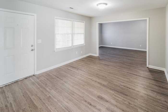 4429 Clovewood St - Photo 2 of 10