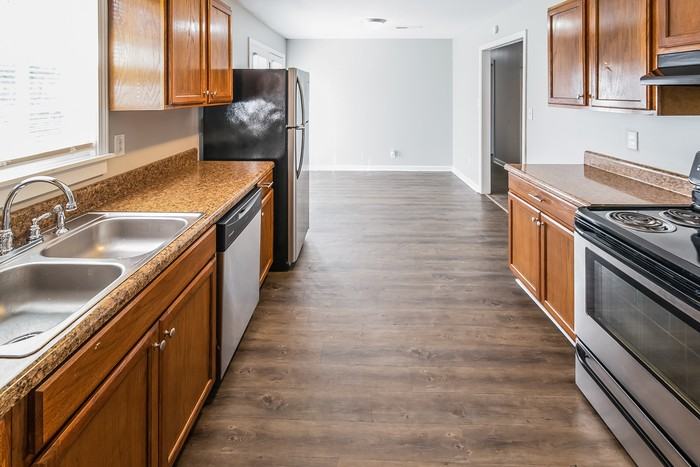 4429 Clovewood St - Photo 5 of 10