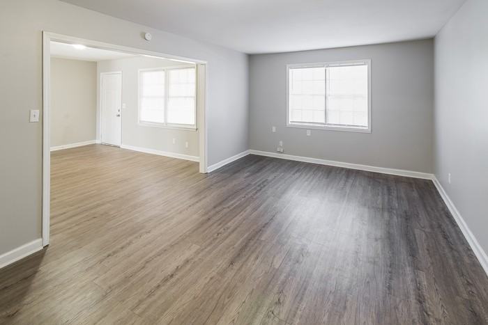 4429 Clovewood St - Photo 6 of 10