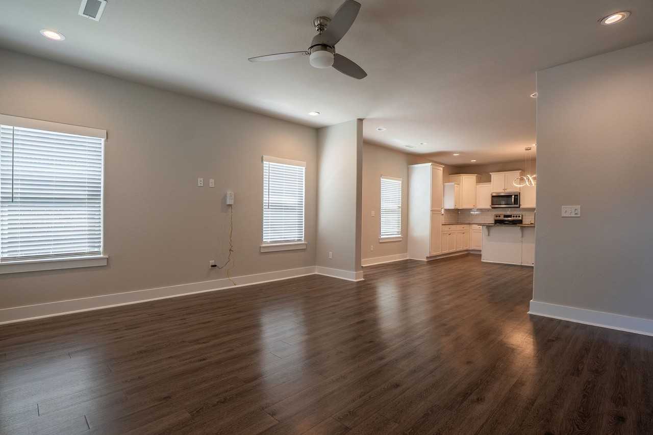 667 N Salem Rd - Photo 2 of 28