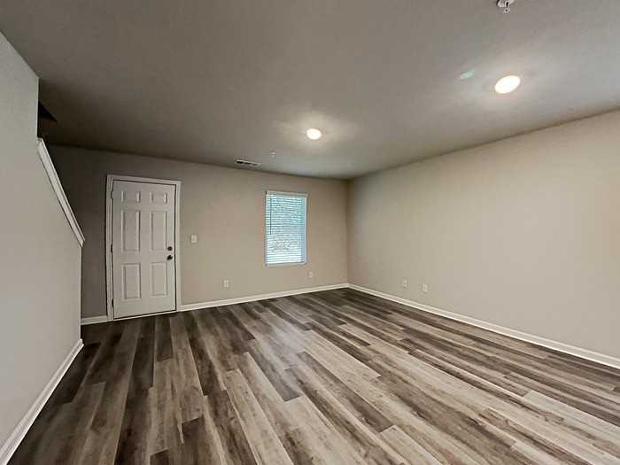 1079 Benfield Rdg W - Photo 4 of 19