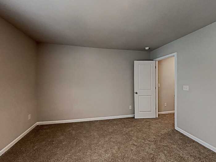 1079 Benfield Rdg W - Photo 7 of 19