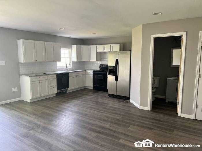 399 Montclair Tower Dr - Photo 3 of 22