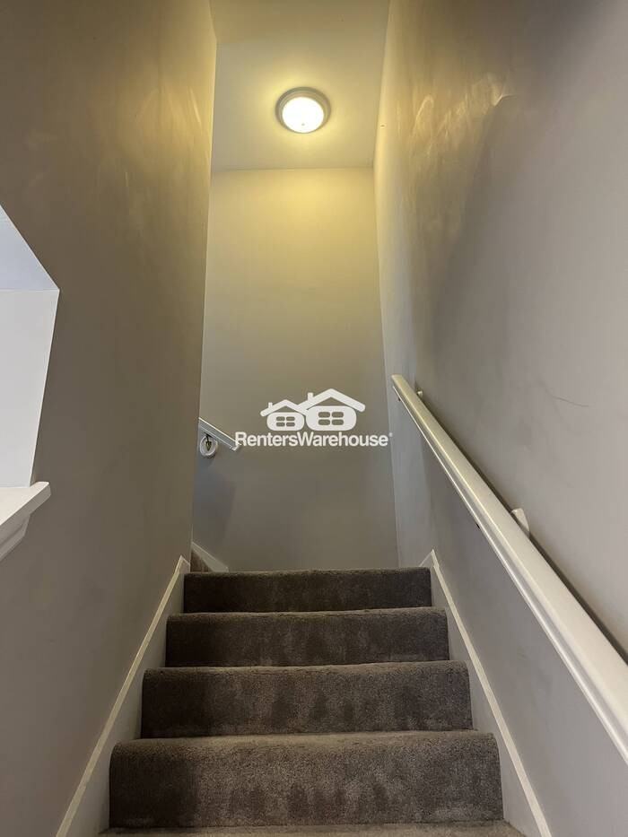 399 Montclair Tower Dr - Photo 7 of 22